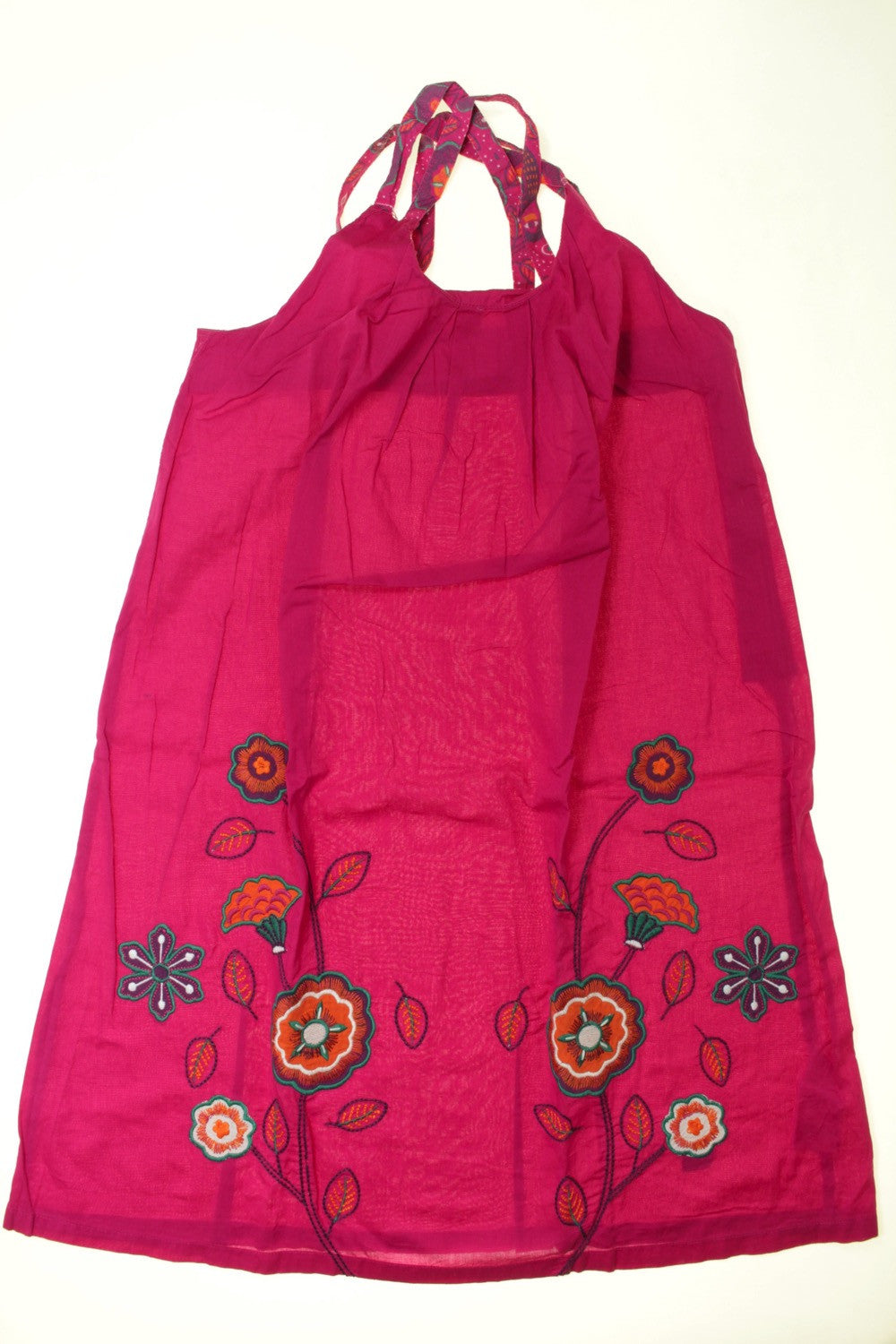 Robe brodée