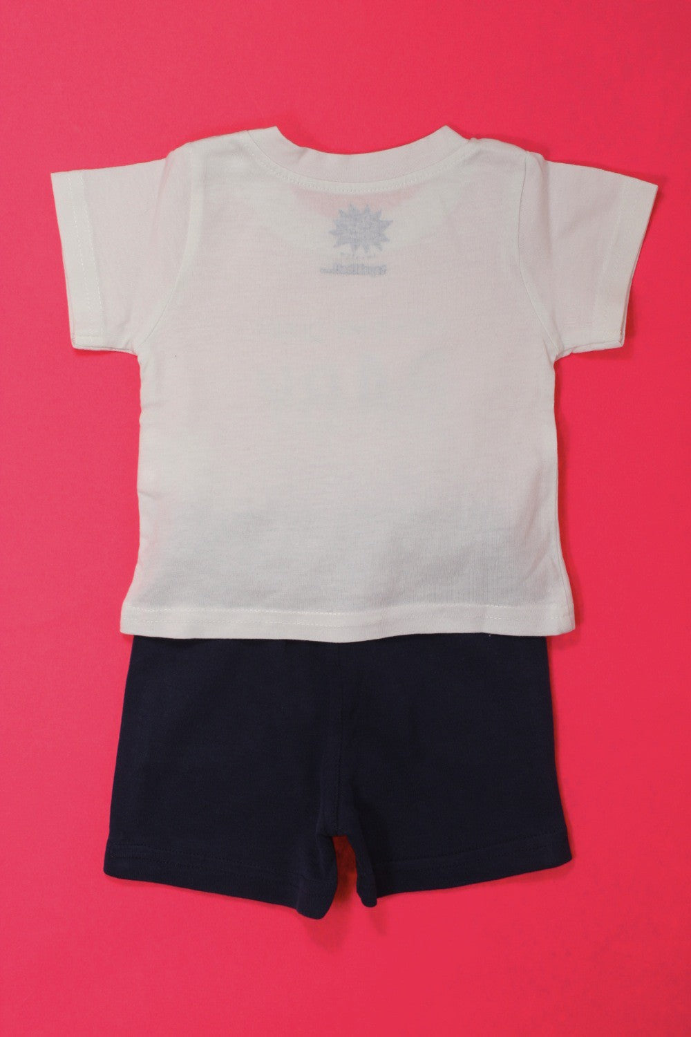 Ensemble short et tee-shirt