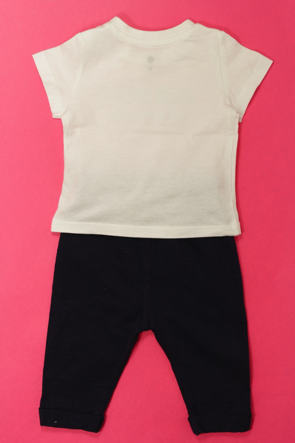 Ensemble legging et tee-shirt