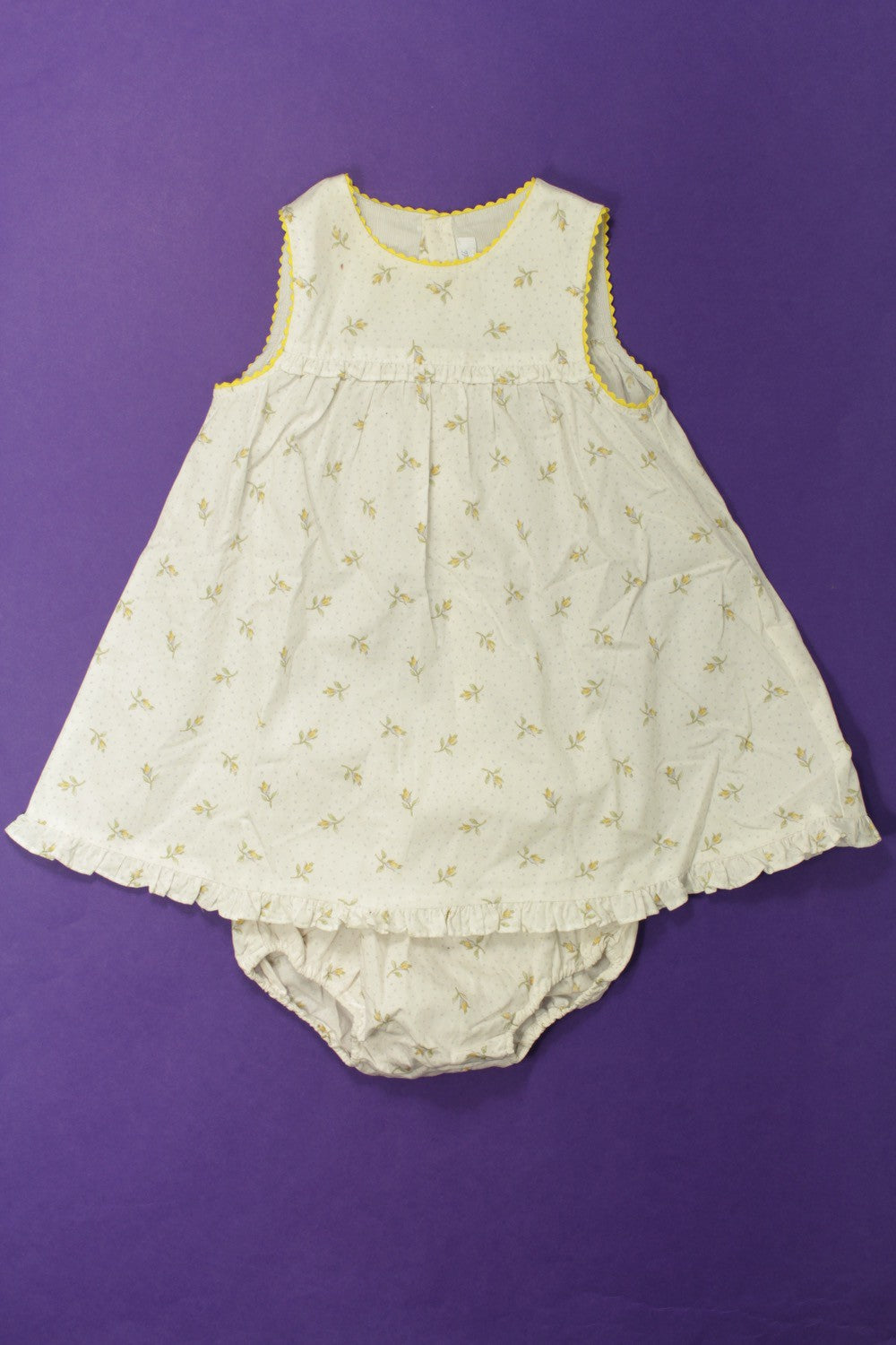 Robe fleurie et bloomer