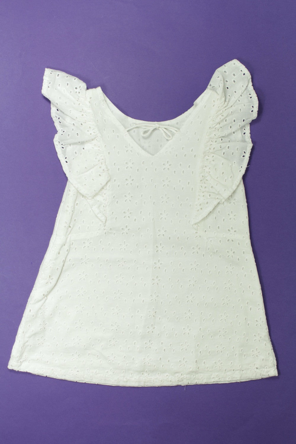 Robe courte en broderie anglaise