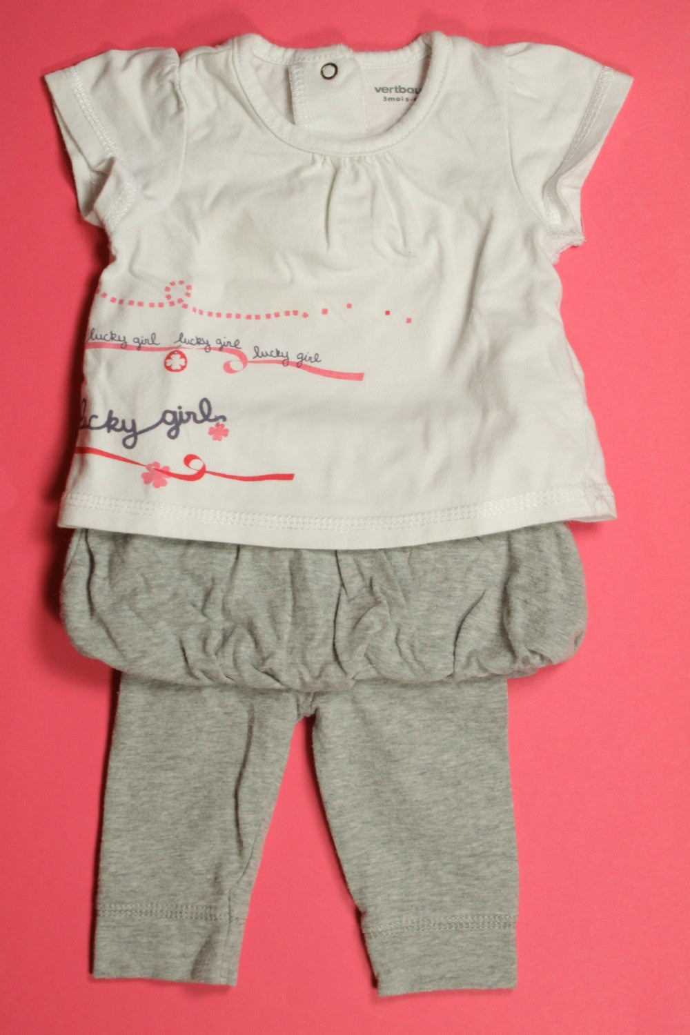 Ensemble legging/jupette et tee-shirt