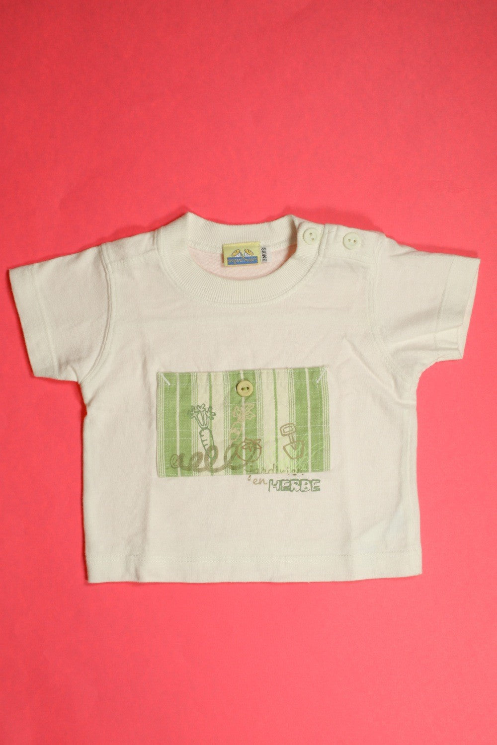 Ensemble salopette et tee-shirt