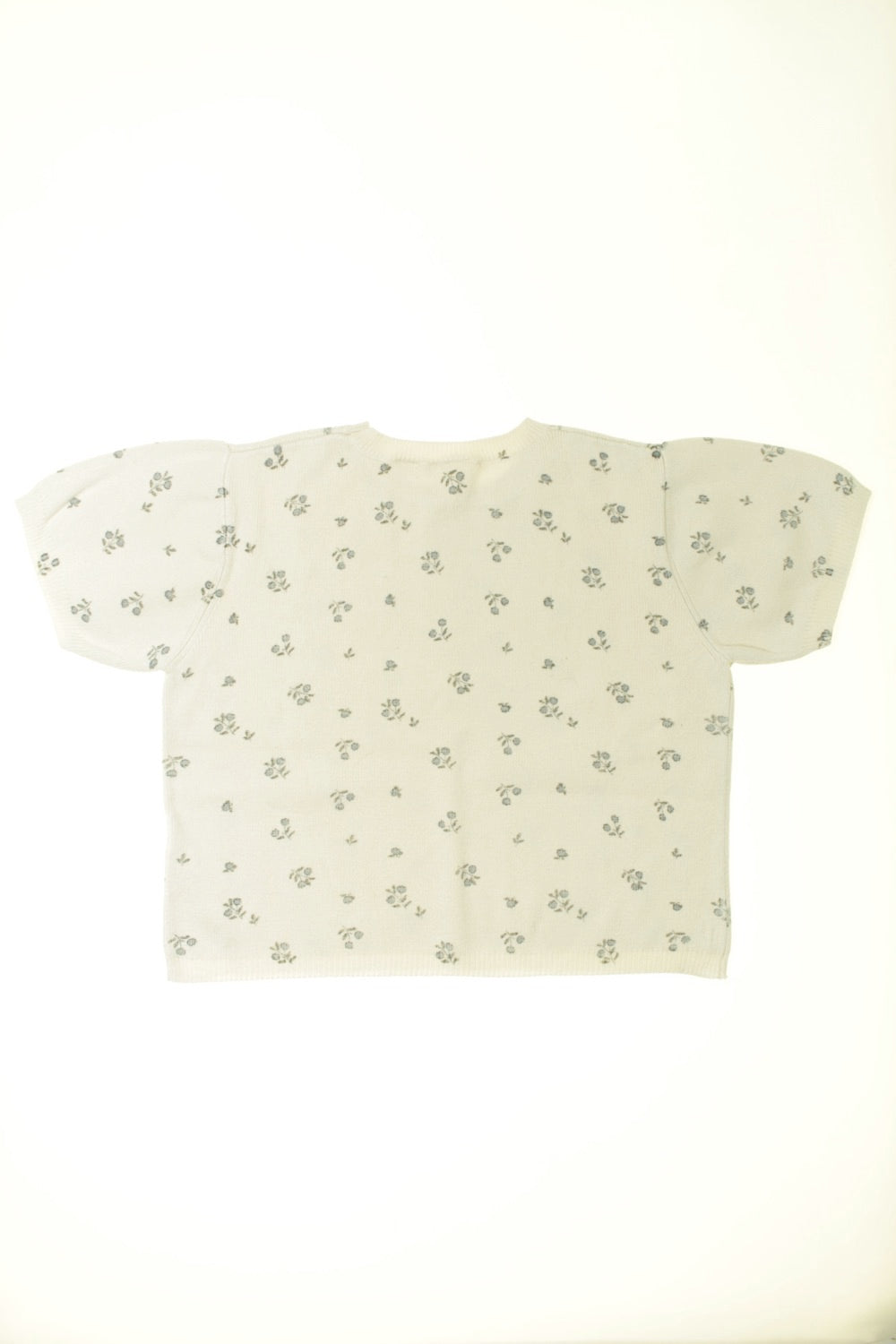 Pull fleuri manches courtes