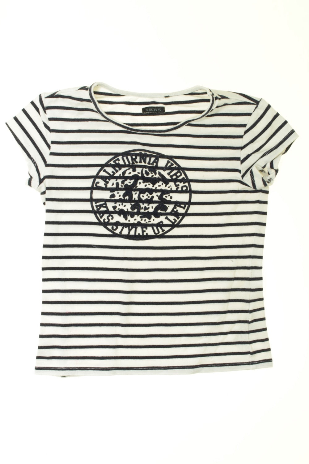 Ensemble robe en jean et tee-shirt