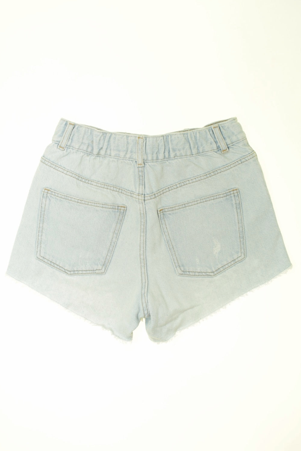 Short usé en jean